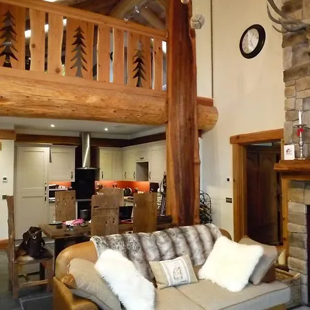 Caledonian Cabin Invergarry Exterior photo