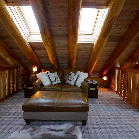 Caledonian Cabin Invergarry Exterior photo