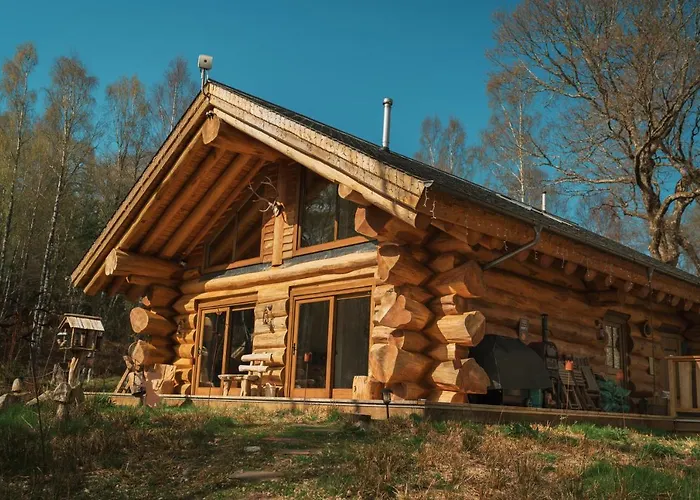 Caledonian Cabin